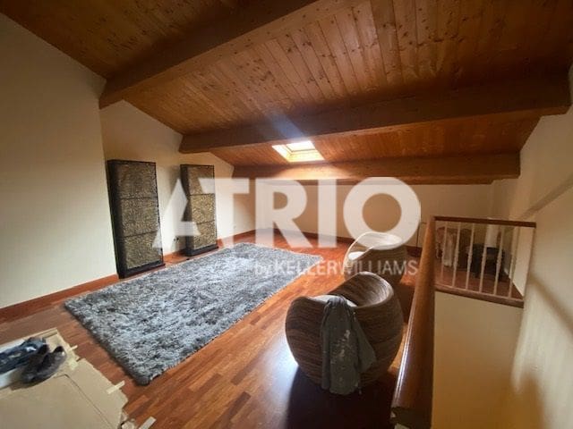 3 Zimmer Haus zu vermieten in Burgos Stadt mit Garage - 1.500 € (Ref: 9858819)