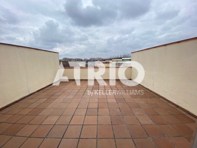 3 Zimmer Haus zu vermieten in Burgos Stadt mit Garage - 1.500 € (Ref: 9858819)