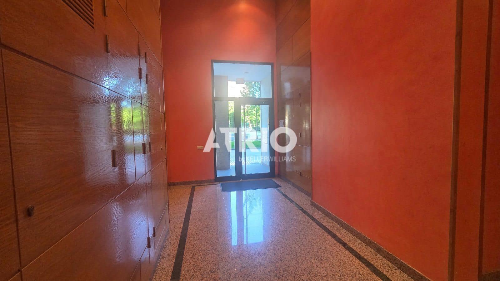 3 bedroom Flat for sale in Burgos city with garage - € 253,000 (Ref: 9867953)