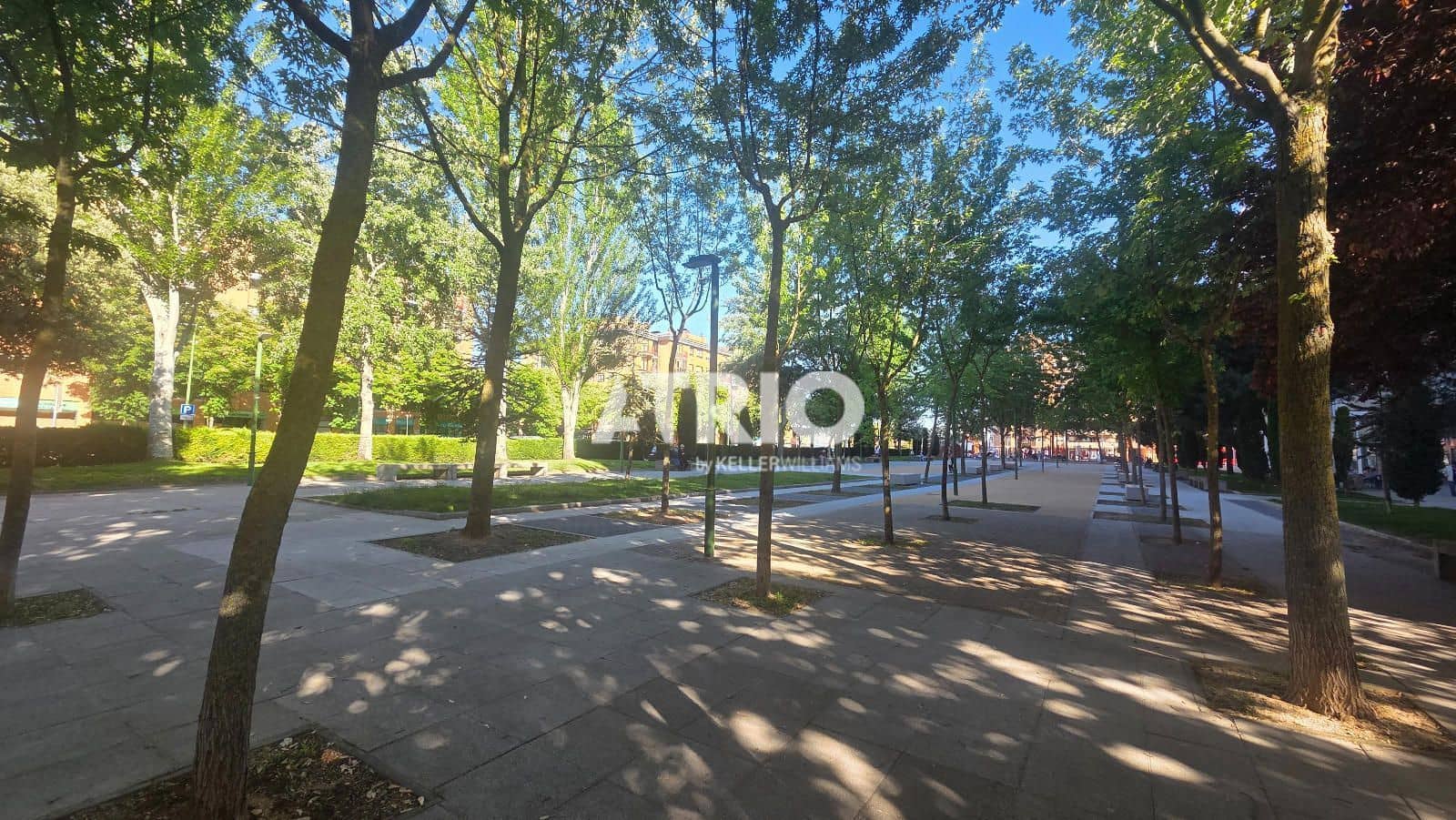 3 bedroom Flat for sale in Burgos city with garage - € 253,000 (Ref: 9867953)