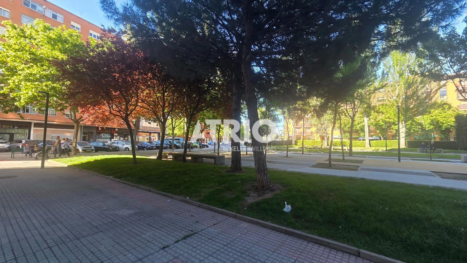 3 bedroom Flat for sale in Burgos city with garage - € 253,000 (Ref: 9867953)