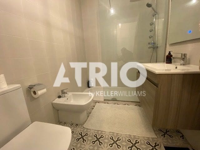 2 bedroom Flat for rent in Burgos city - € 950 (Ref: 9877736)