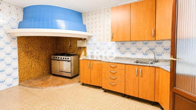 4 soveværelse Villa til salg i Andratx med garage - € 489.000 (Ref: 9879911)