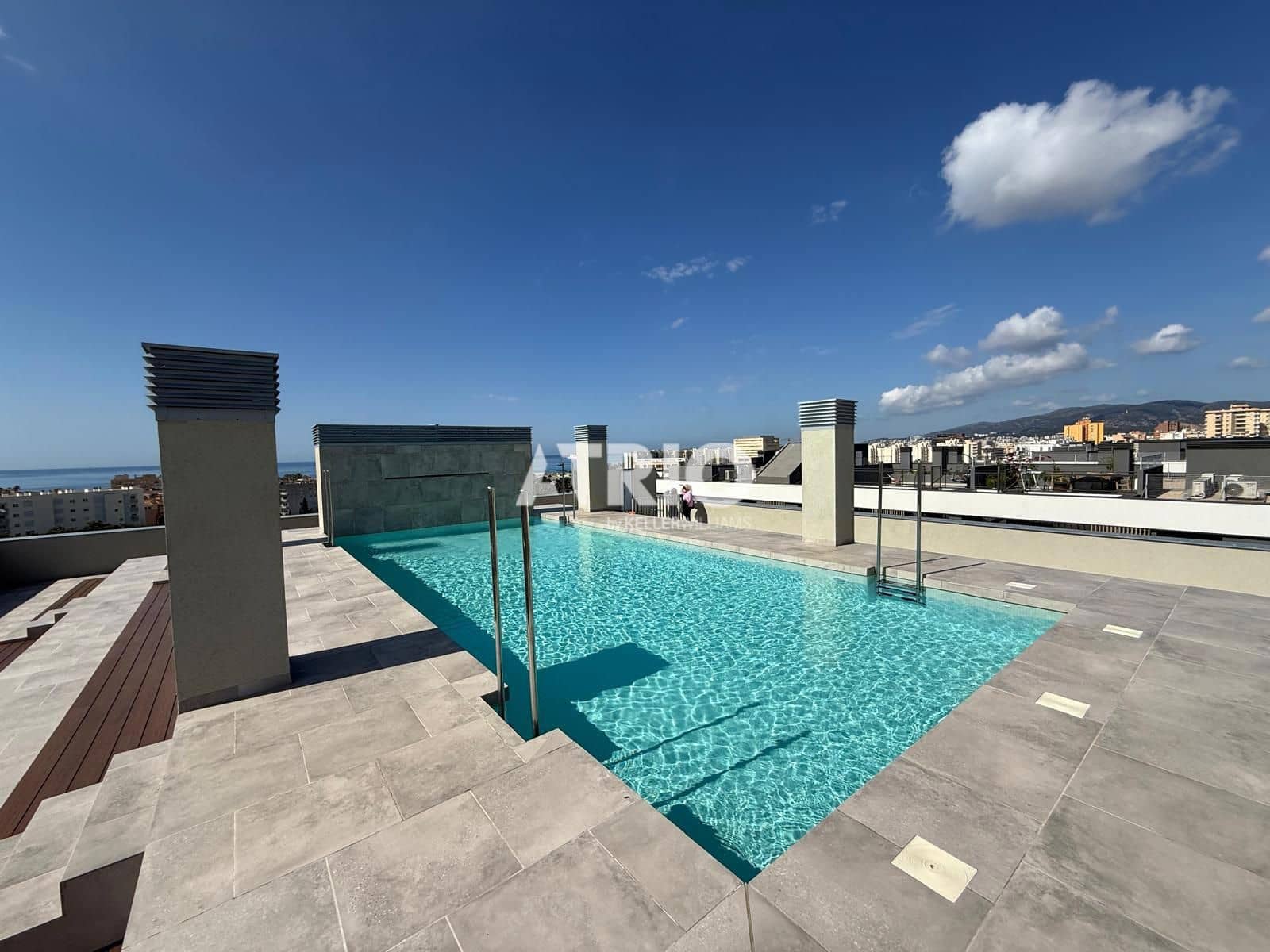 2 soverom Leilighet til salgs i Palma de Mallorca med svømmebasseng garasje - € 595 000 (Ref: 9880256)