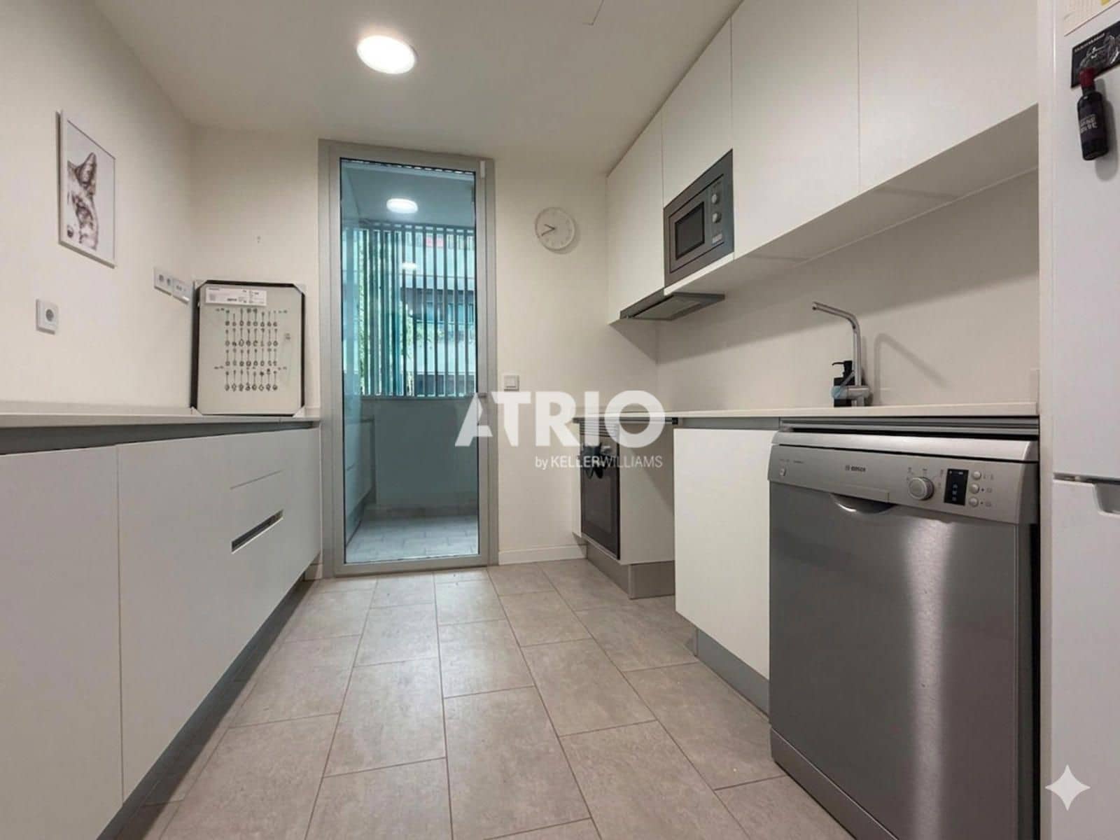 2 soverom Leilighet til salgs i Palma de Mallorca med svømmebasseng garasje - € 595 000 (Ref: 9880256)