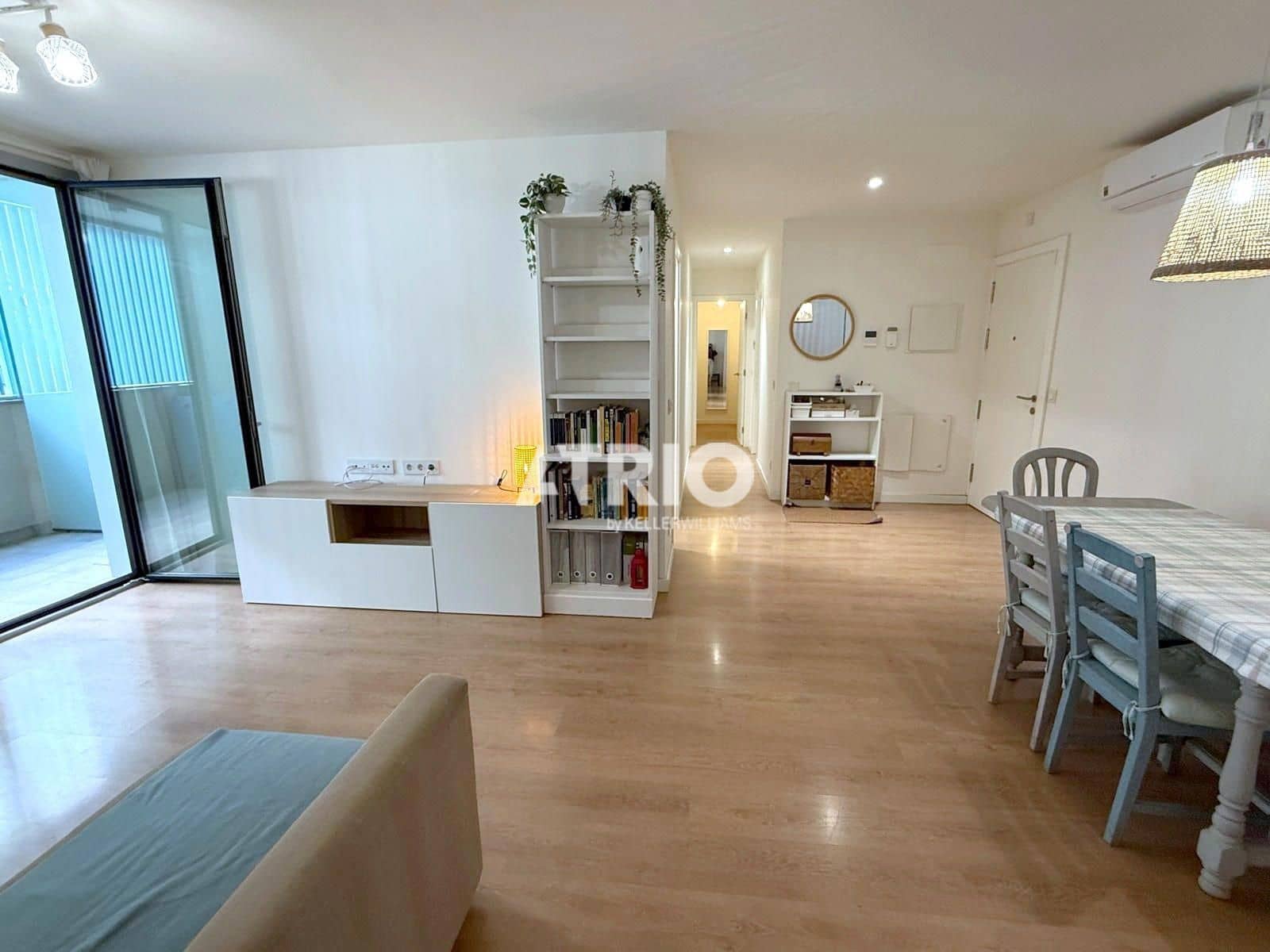 2 soverom Leilighet til salgs i Palma de Mallorca med svømmebasseng garasje - € 595 000 (Ref: 9880256)