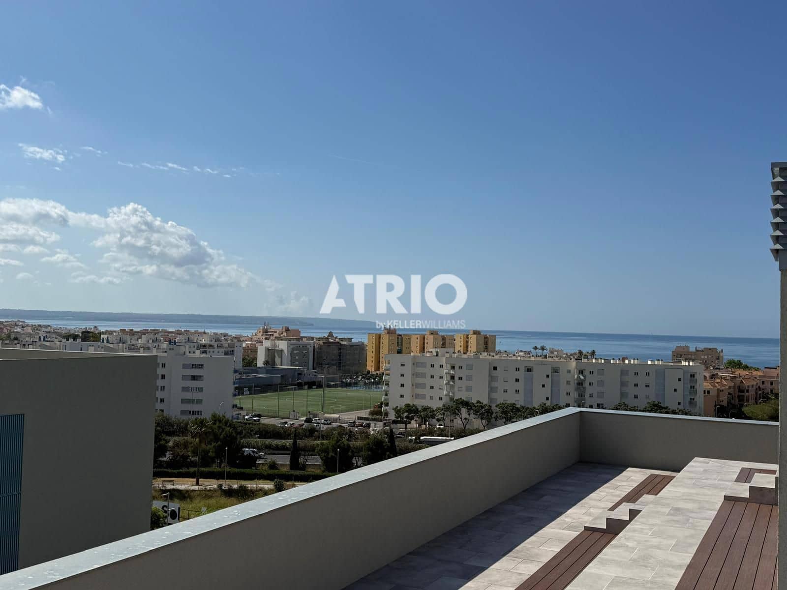 2 soverom Leilighet til salgs i Palma de Mallorca med svømmebasseng garasje - € 595 000 (Ref: 9880256)