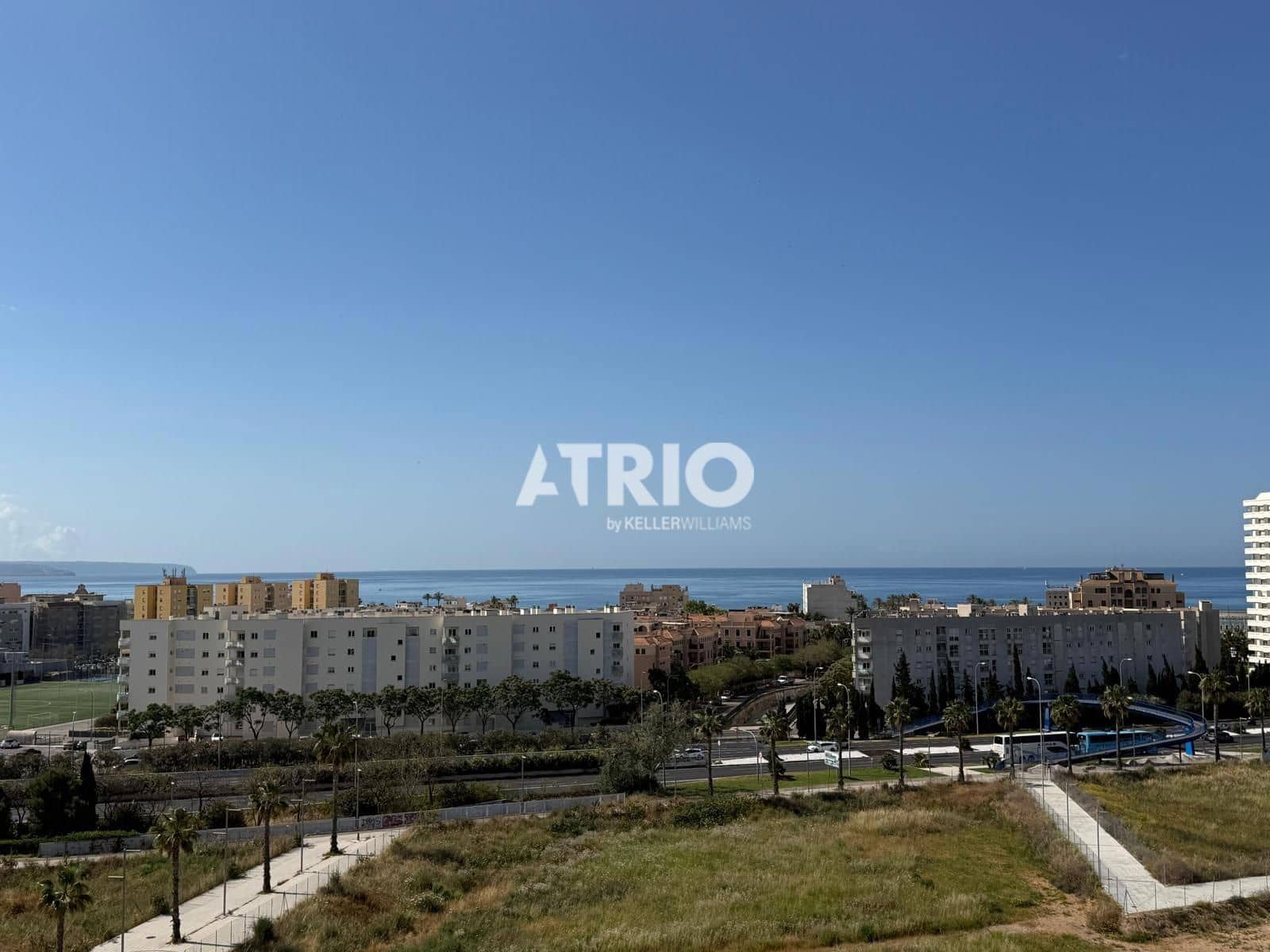 2 soverom Leilighet til salgs i Palma de Mallorca med svømmebasseng garasje - € 595 000 (Ref: 9880256)