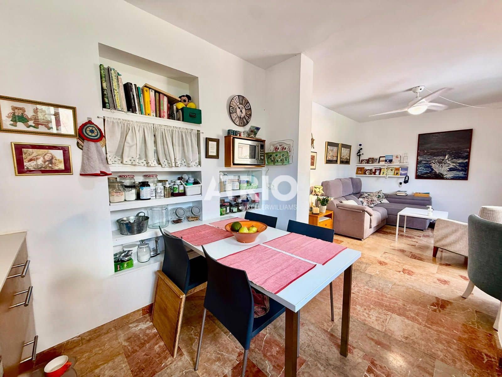 6 bedroom Villa for sale in Palma de Mallorca with garage - € 1,400,000 (Ref: 9891005)