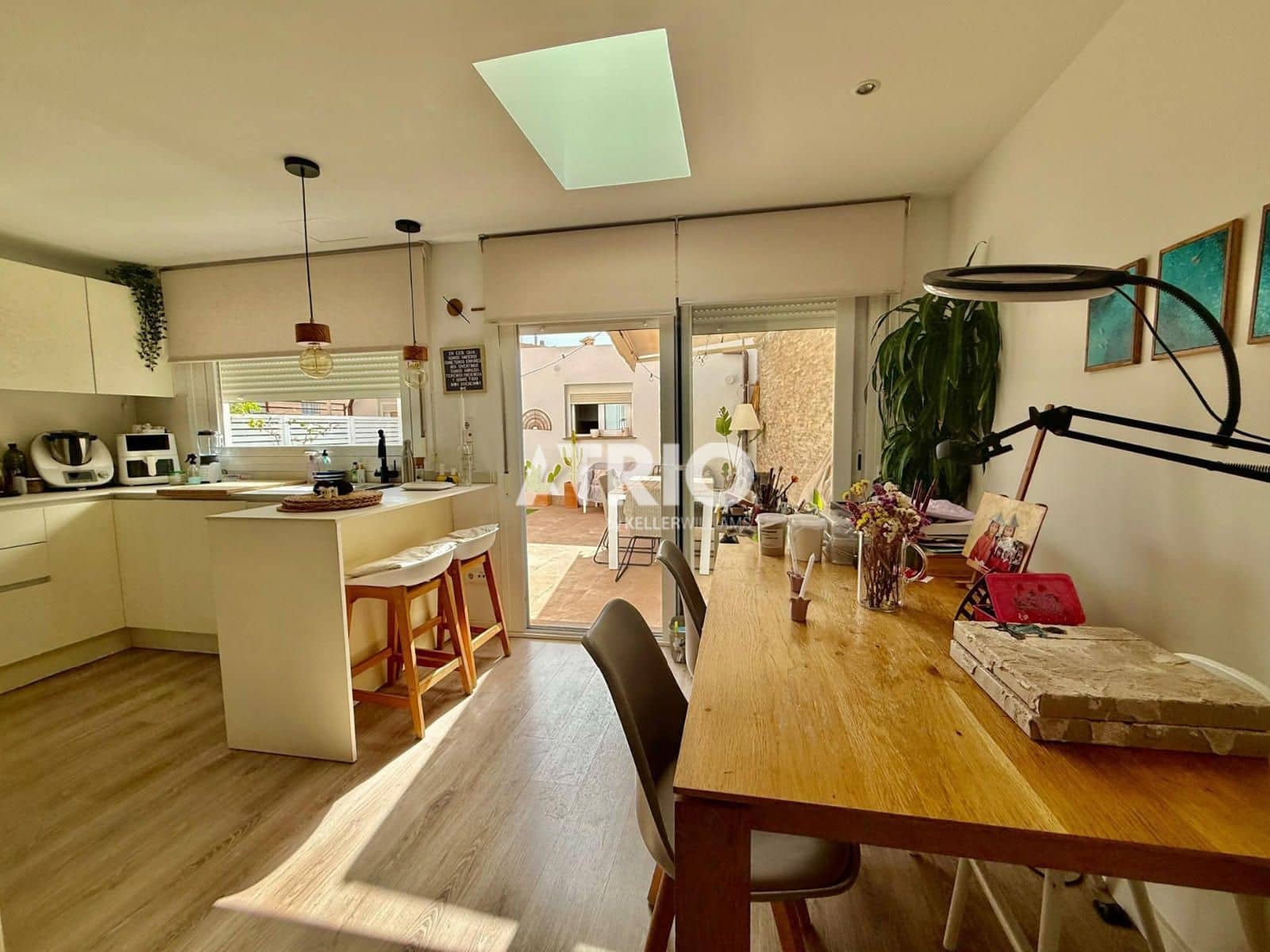 6 bedroom Villa for sale in Palma de Mallorca with garage - € 1,400,000 (Ref: 9891005)