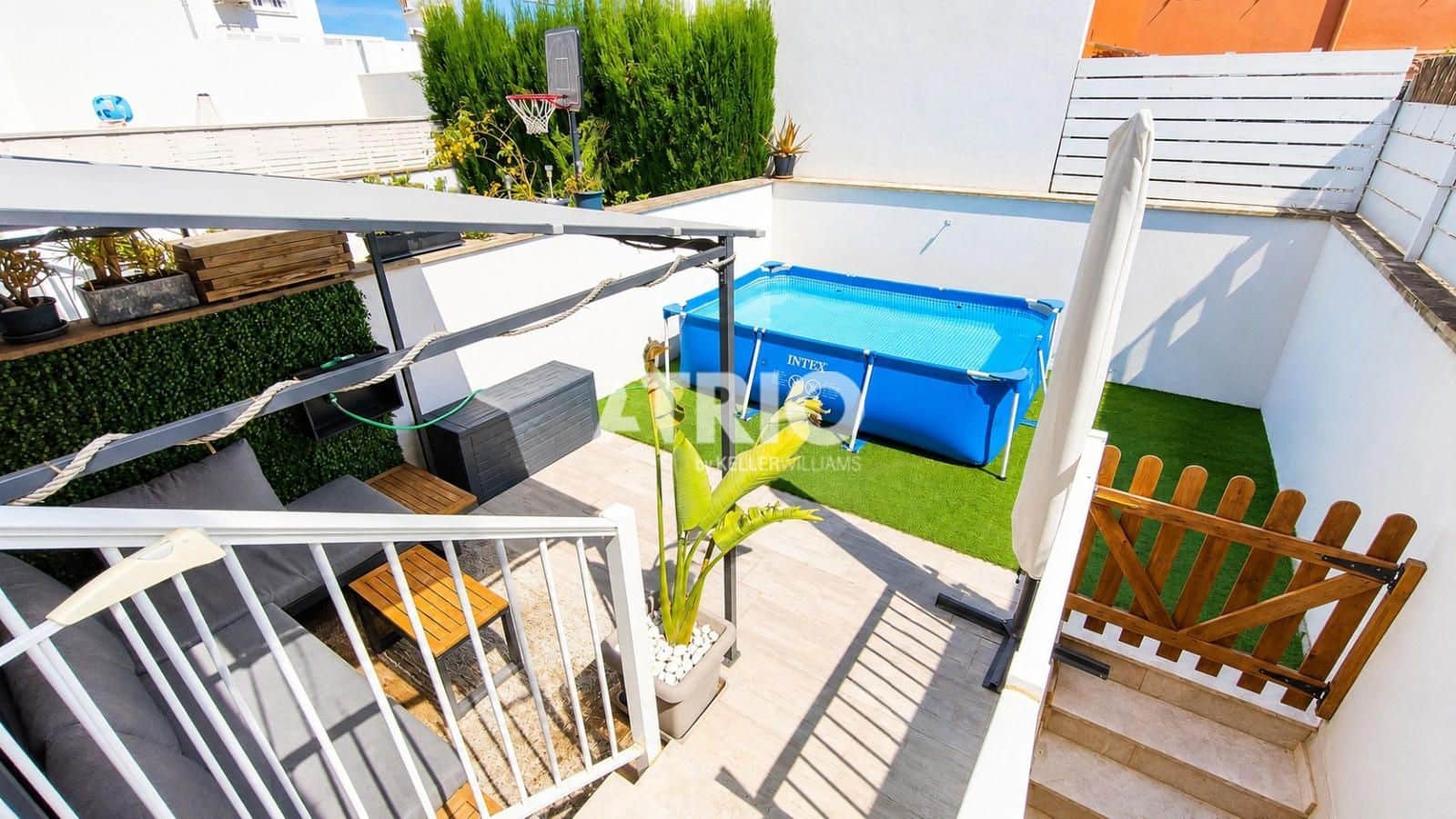4 bedroom Townhouse for sale in Marratxi with garage - € 679,000 (Ref: 9926328)