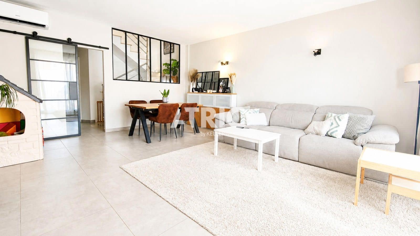 4 bedroom Townhouse for sale in Marratxi with garage - € 679,000 (Ref: 9926328)