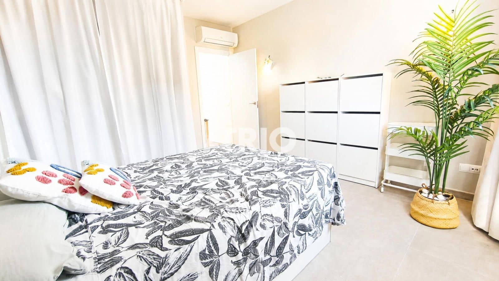 4 bedroom Townhouse for sale in Marratxi with garage - € 679,000 (Ref: 9926328)