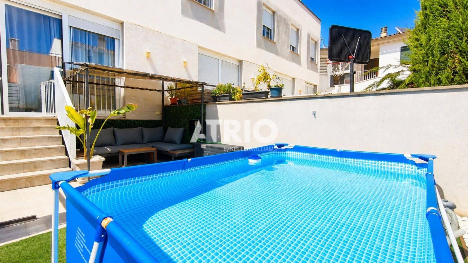 4 bedroom Townhouse for sale in Marratxi with garage - € 679,000 (Ref: 9926328)