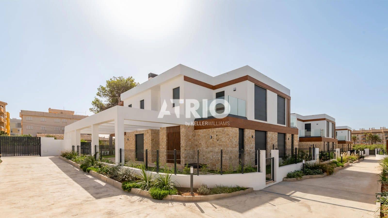 3 soveværelse Byhus til salg i Cala Ratjada med swimmingpool - € 877.000 (Ref: 9941024)