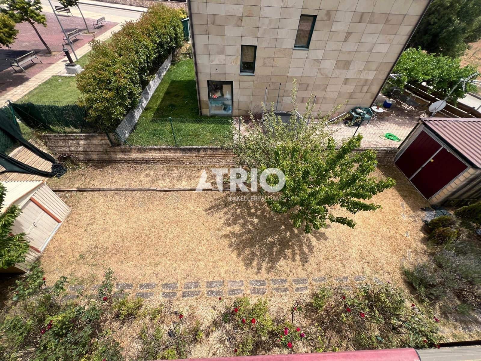 3 sypialnia Dom na sprzedaż w Villariezo z garażem - 228 000 € (Ref: 9950868)
