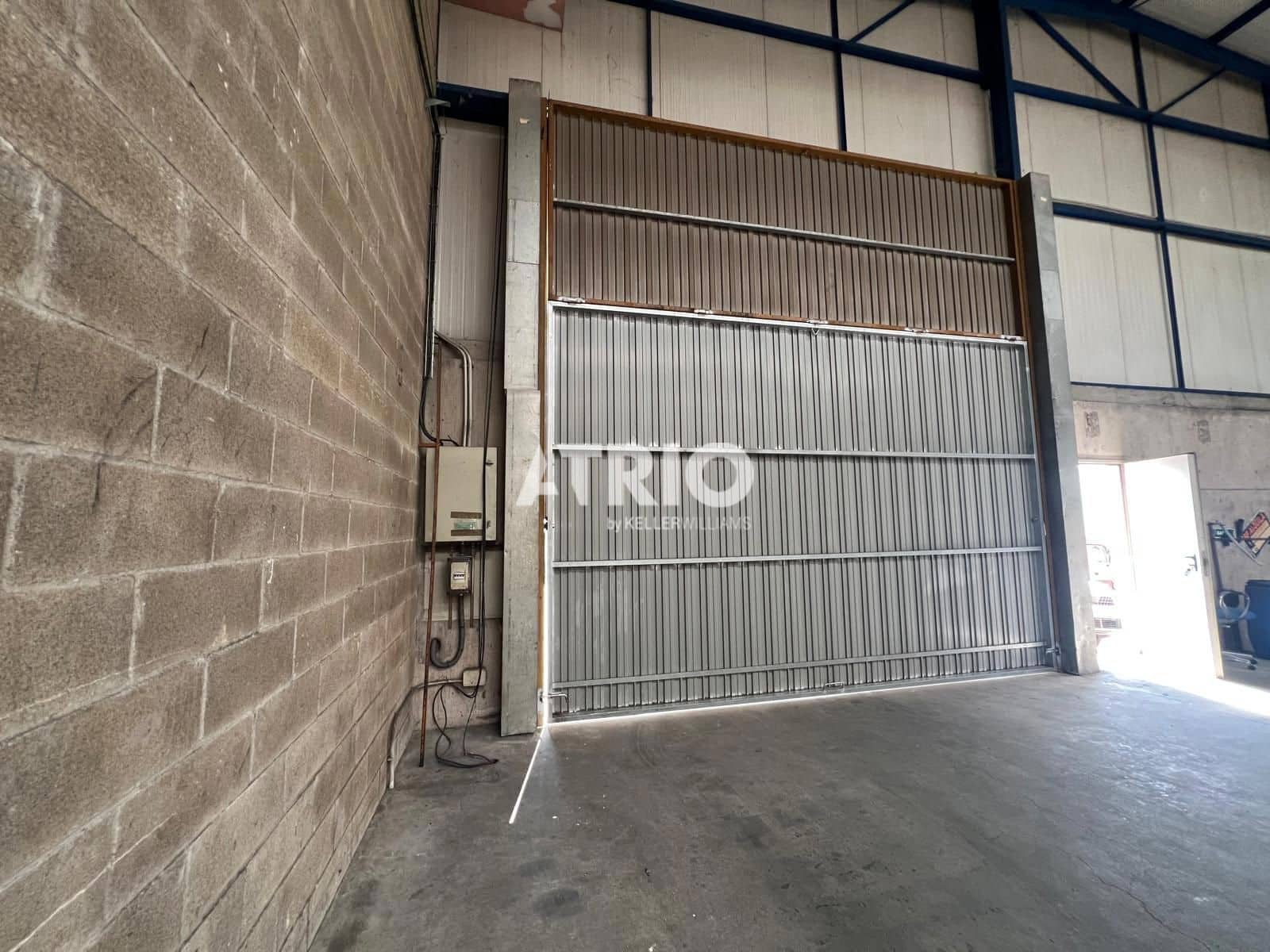 Local Commercial à louer à Burgos ville - 1 000 € (Ref: 9961025)