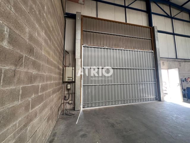 Local Commercial à louer à Burgos ville - 1 000 € (Ref: 9961025)