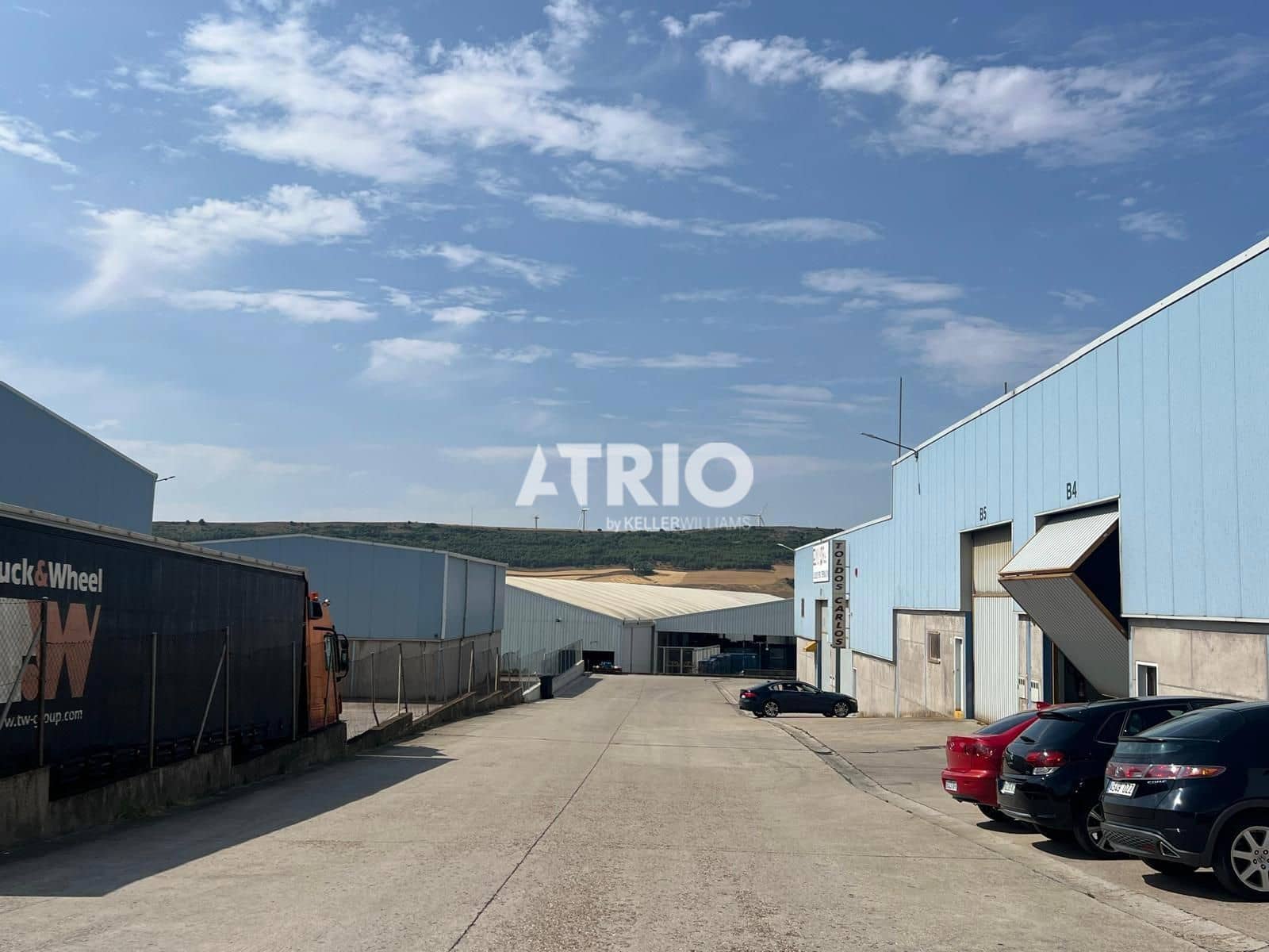 Local Commercial à louer à Burgos ville - 1 000 € (Ref: 9961025)
