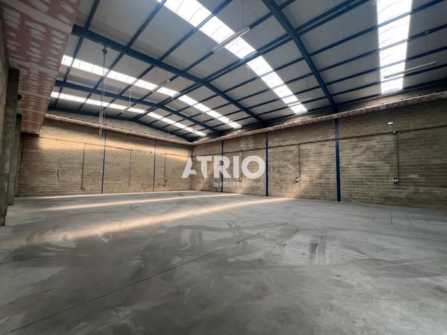 Local Commercial à louer à Burgos ville - 1 000 € (Ref: 9961025)