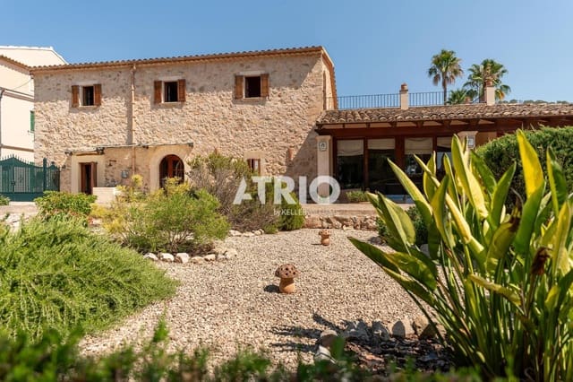 Chalet de 5 habitaciones en Calvià Pueblo, Calvià en venta con piscina garaje - 2.800.000 € (Ref: 9968628)