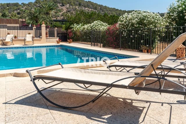 Chalet de 5 habitaciones en Calvià Pueblo, Calvià en venta con piscina garaje - 2.800.000 € (Ref: 9968628)