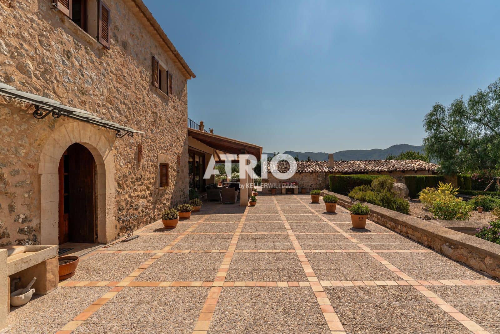 5 slaapkamer Villa te koop in Calvia met zwembad garage - € 2.800.000 (Ref: 9968628)