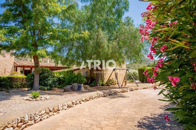 Chalet de 5 habitaciones en Calvià Pueblo, Calvià en venta con piscina garaje - 2.800.000 € (Ref: 9968628)