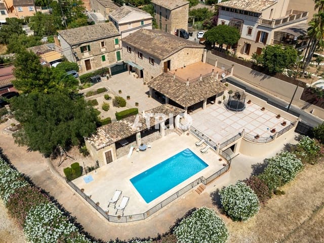 Chalet de 5 habitaciones en Calvià Pueblo, Calvià en venta con piscina garaje - 2.800.000 € (Ref: 9968628)