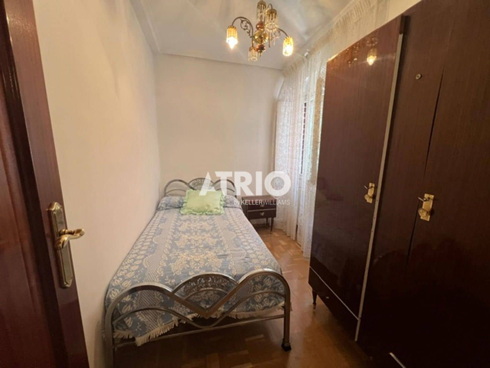 3 slaapkamer Flat te huur in Burgos stad - € 750 (Ref: 9973854)