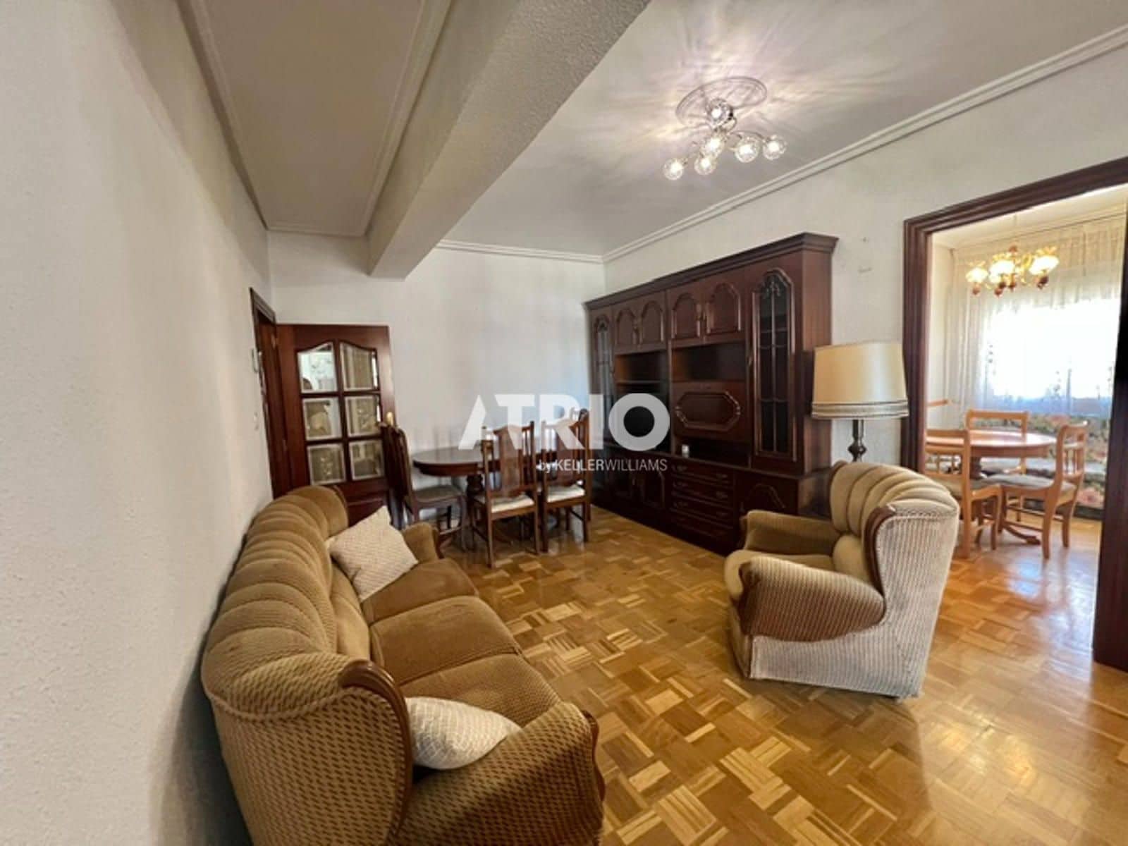3 slaapkamer Flat te huur in Burgos stad - € 750 (Ref: 9973854)