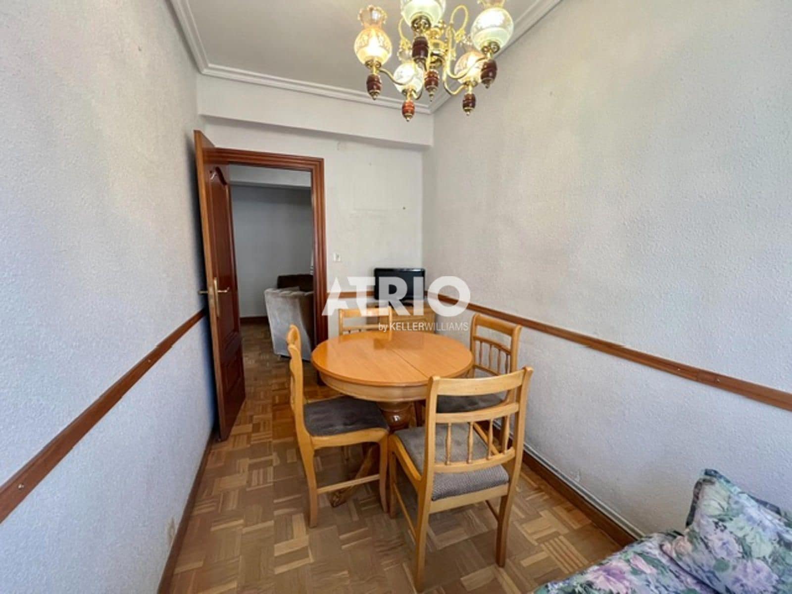 3 slaapkamer Flat te huur in Burgos stad - € 750 (Ref: 9973854)