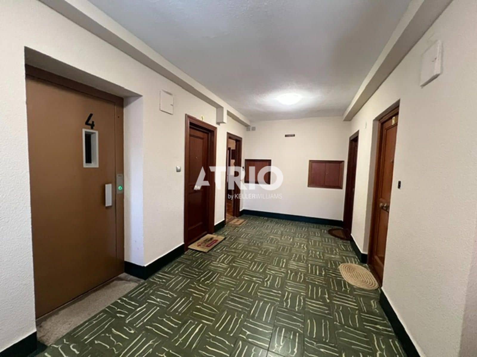 3 slaapkamer Flat te huur in Burgos stad - € 750 (Ref: 9973854)