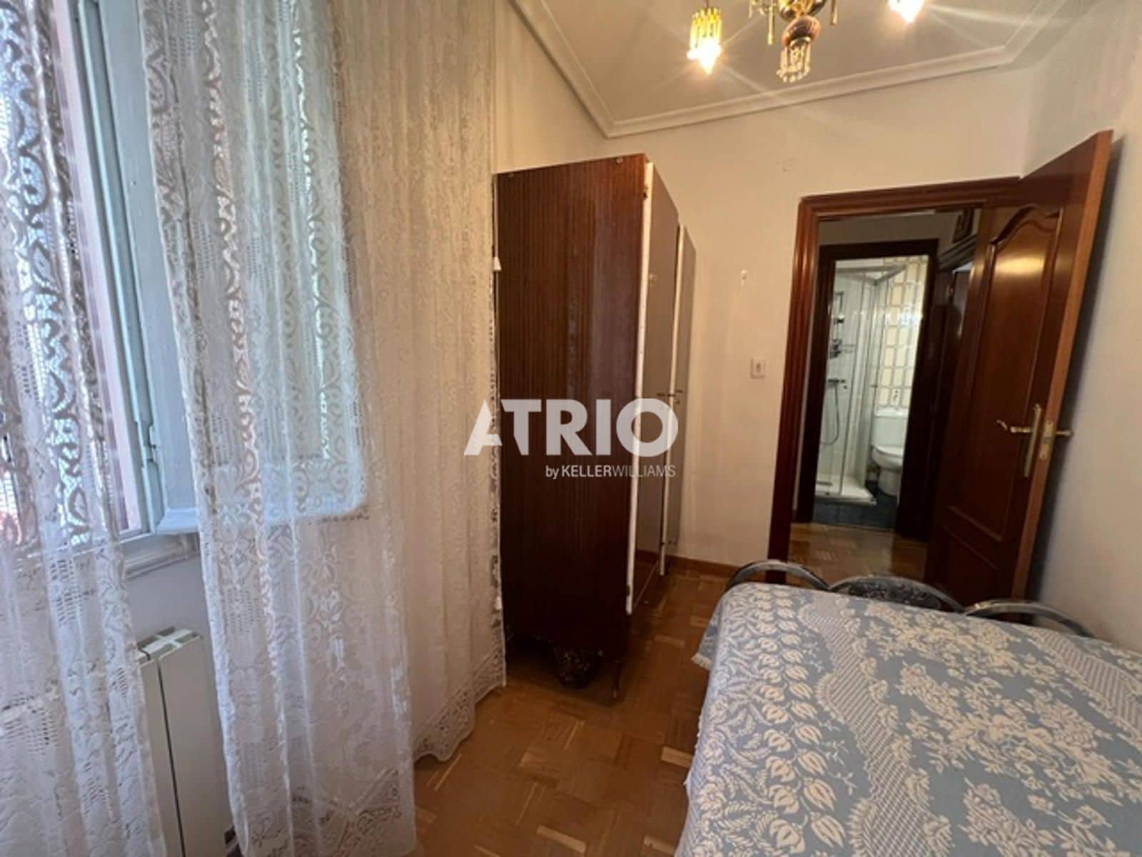 3 slaapkamer Flat te huur in Burgos stad - € 750 (Ref: 9973854)
