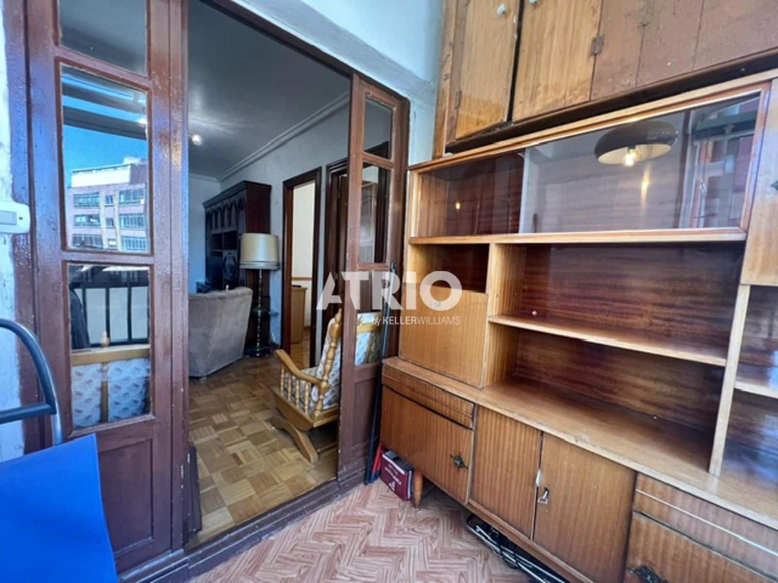 3 slaapkamer Flat te huur in Burgos stad - € 750 (Ref: 9973854)