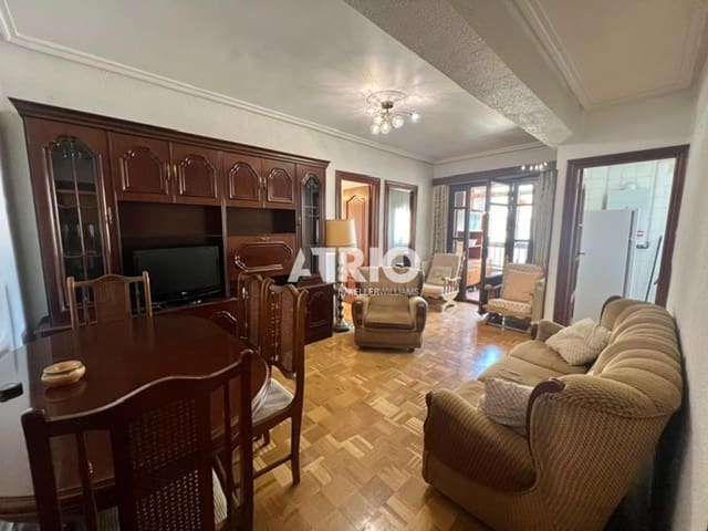 3 sovrum Lägenhet att hyra i Burgos stad - 750 € (Ref: 9973854)
