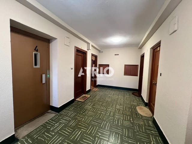 3 sovrum Lägenhet att hyra i Burgos stad - 750 € (Ref: 9973854)