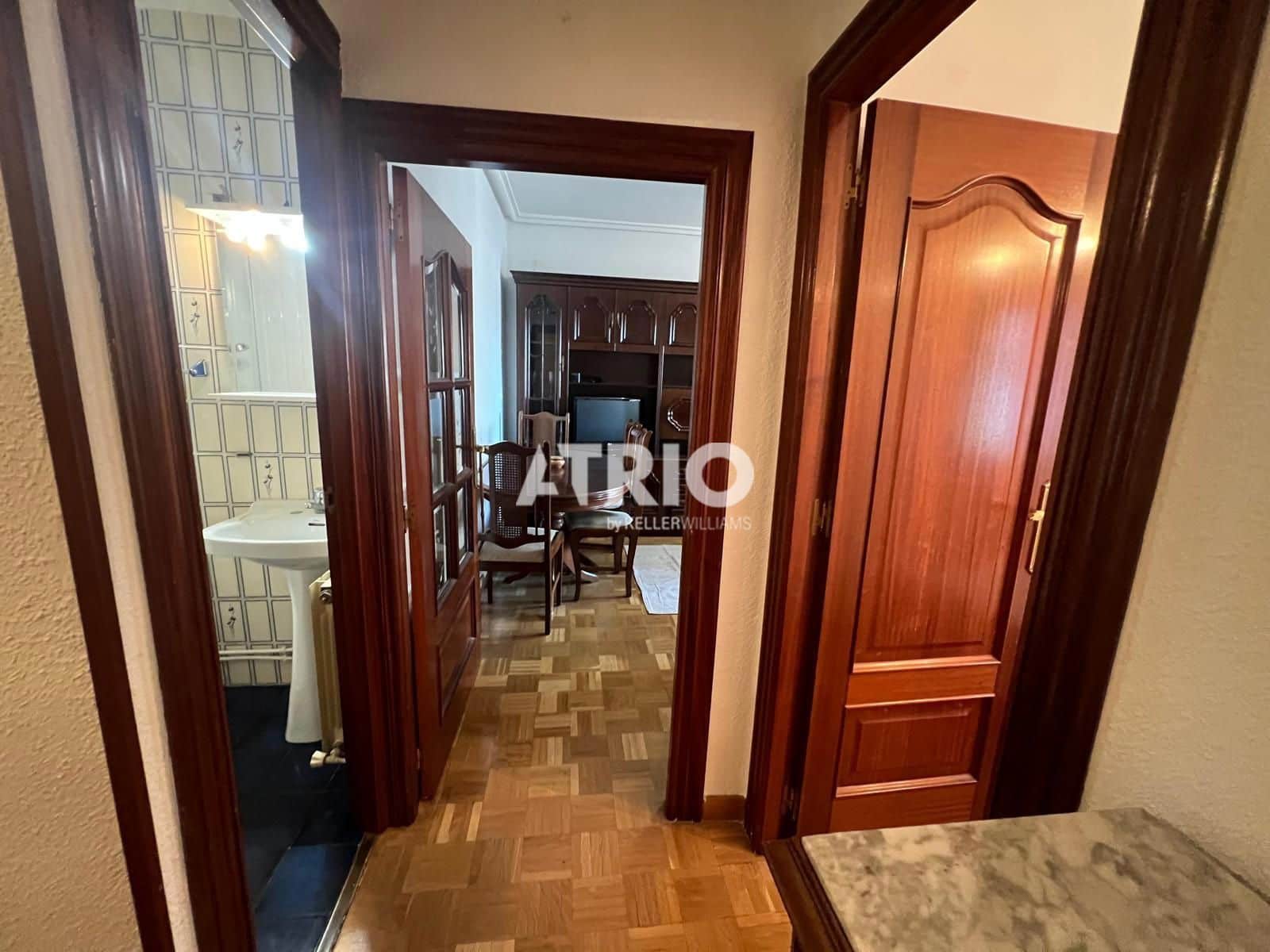 3 bedroom Flat for rent in Burgos city - € 750 (Ref: 9973854)