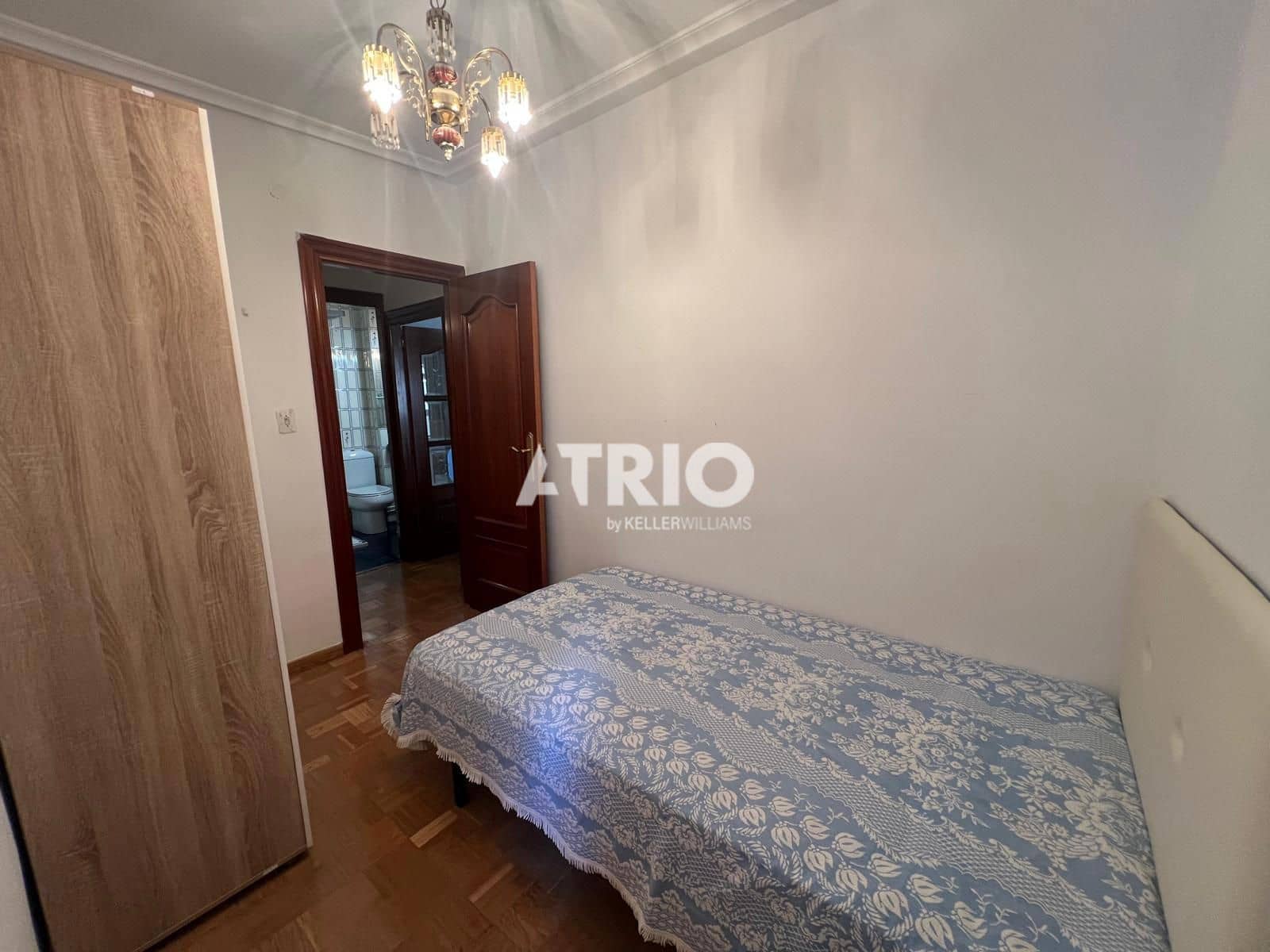 3 bedroom Flat for rent in Burgos city - € 750 (Ref: 9973854)