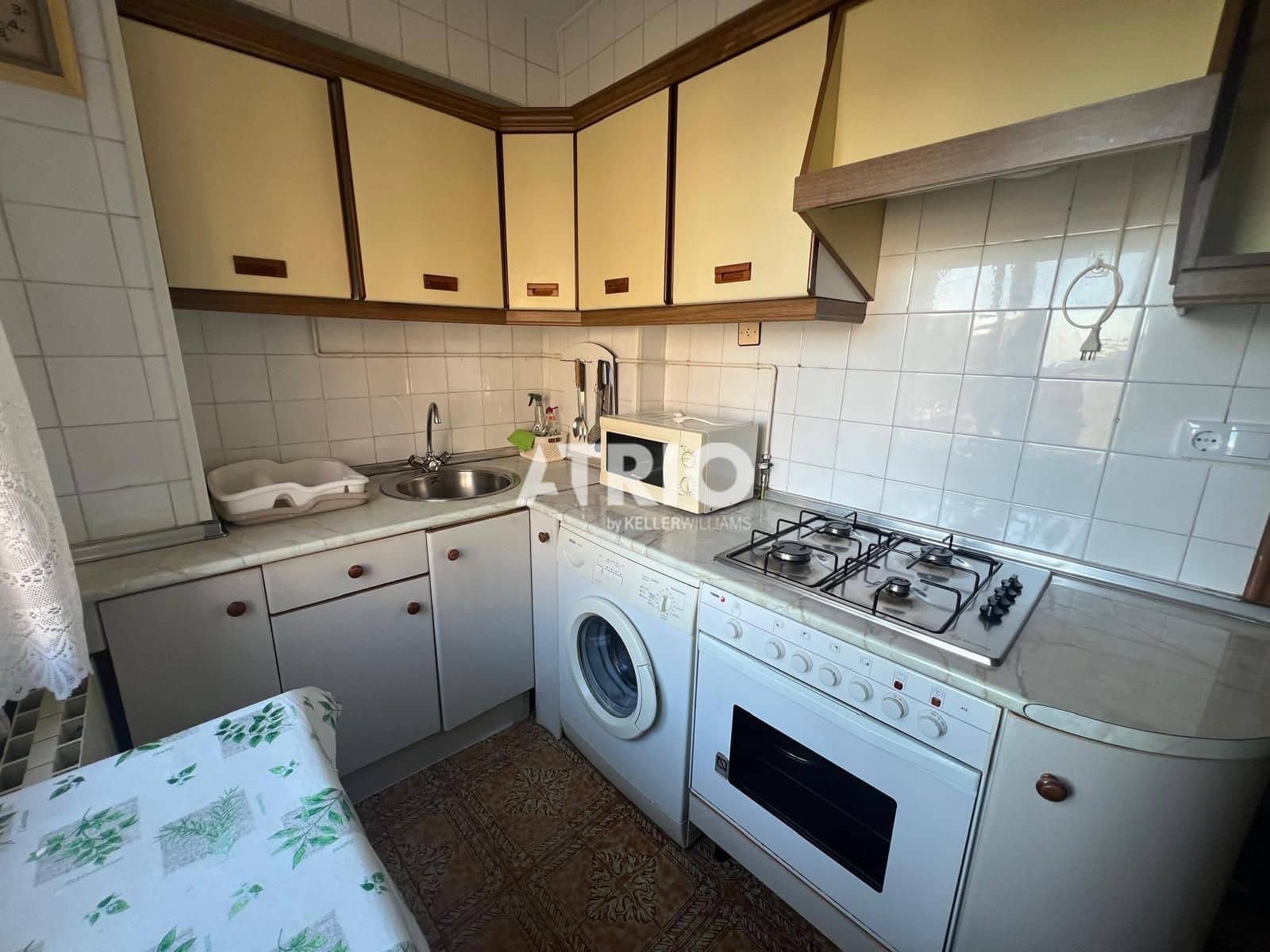 3 bedroom Flat for rent in Burgos city - € 750 (Ref: 9973854)