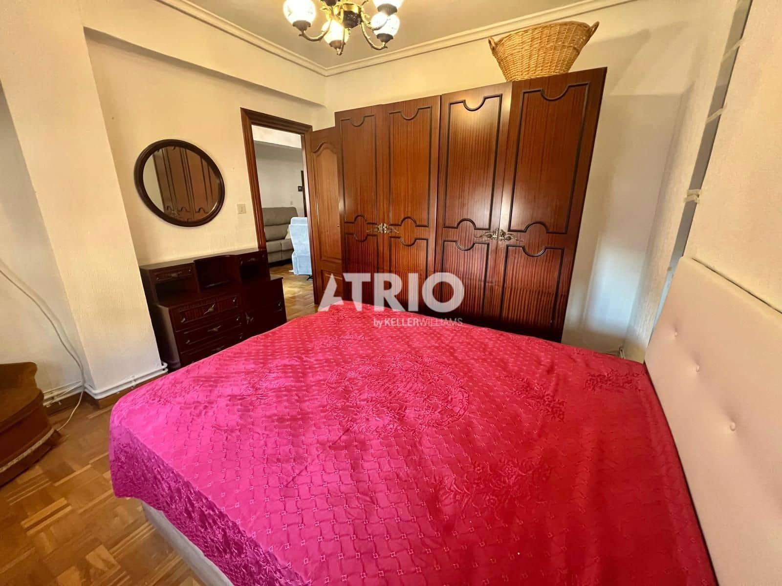 3 bedroom Flat for rent in Burgos city - € 750 (Ref: 9973854)