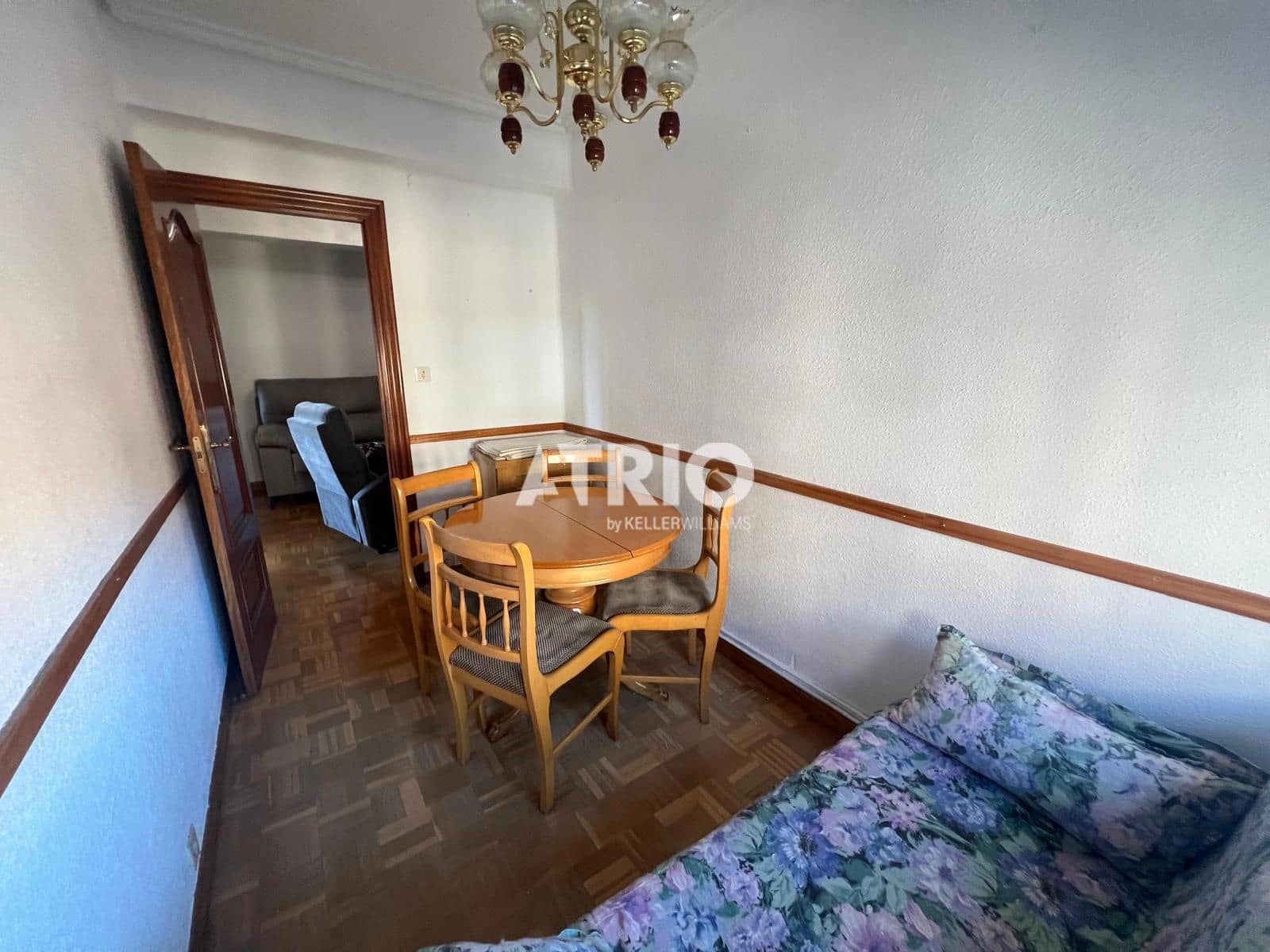 3 bedroom Flat for rent in Burgos city - € 750 (Ref: 9973854)