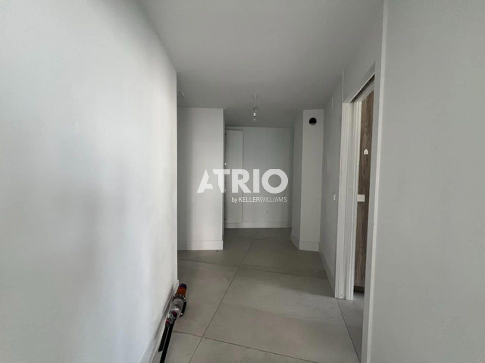 3 Zimmer Wohnung zu vermieten in Burgos Stadt - 1.500 € (Ref: 9977817)