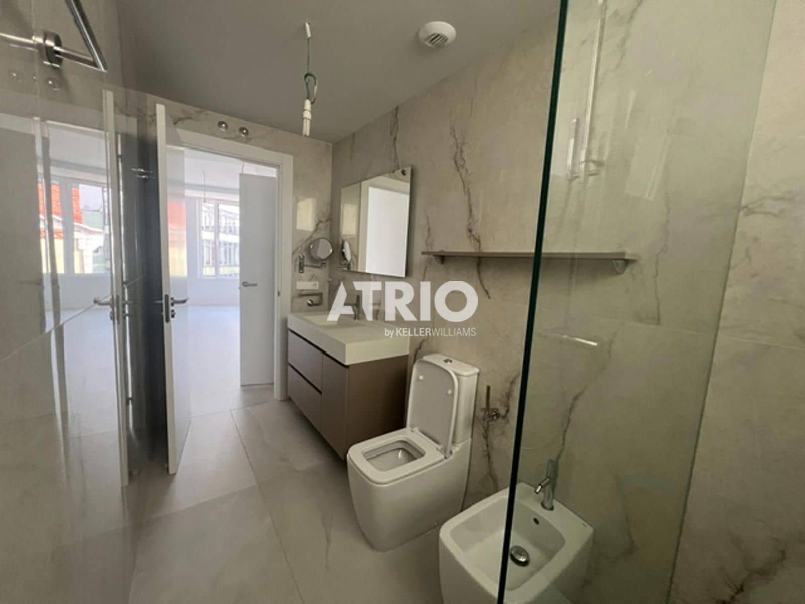 3 Zimmer Wohnung zu vermieten in Burgos Stadt - 1.500 € (Ref: 9977817)