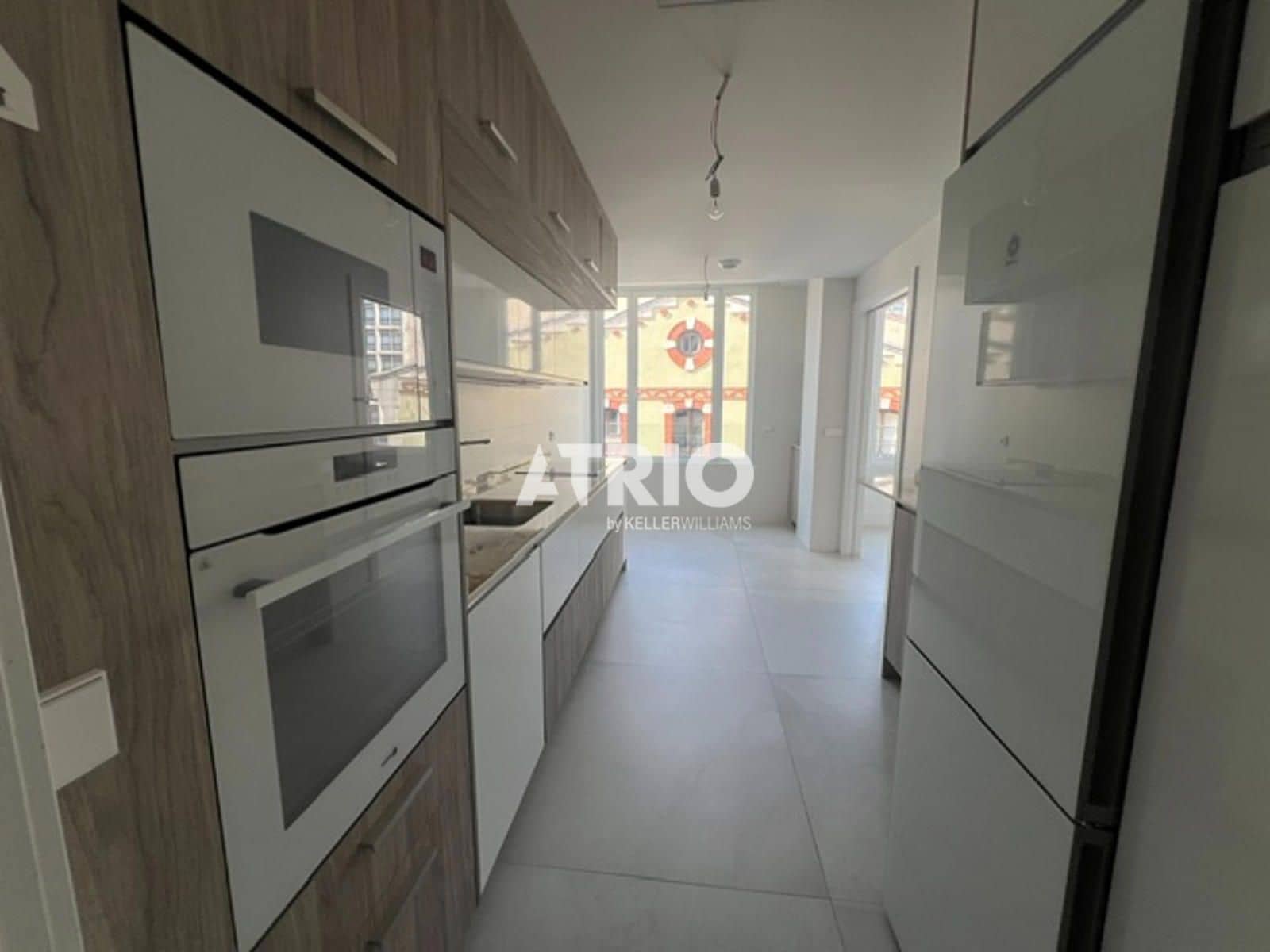 3 Zimmer Wohnung zu vermieten in Burgos Stadt - 1.500 € (Ref: 9977817)