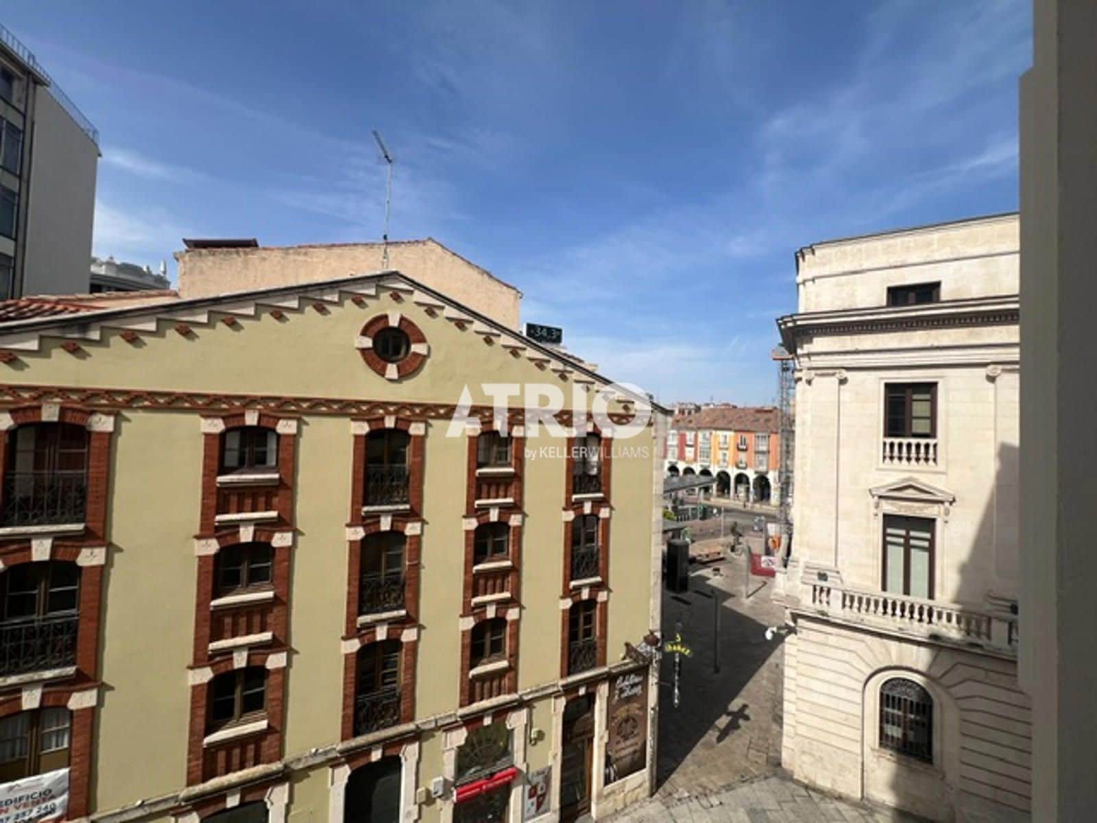 3 Zimmer Wohnung zu vermieten in Burgos Stadt - 1.500 € (Ref: 9977817)