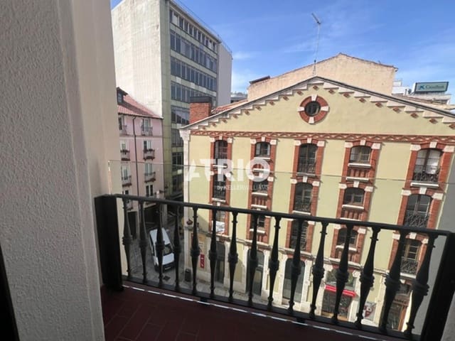 3 camera da letto Appartamento da affittare in Burgos città - 1.500 € (Rif: 9977817)