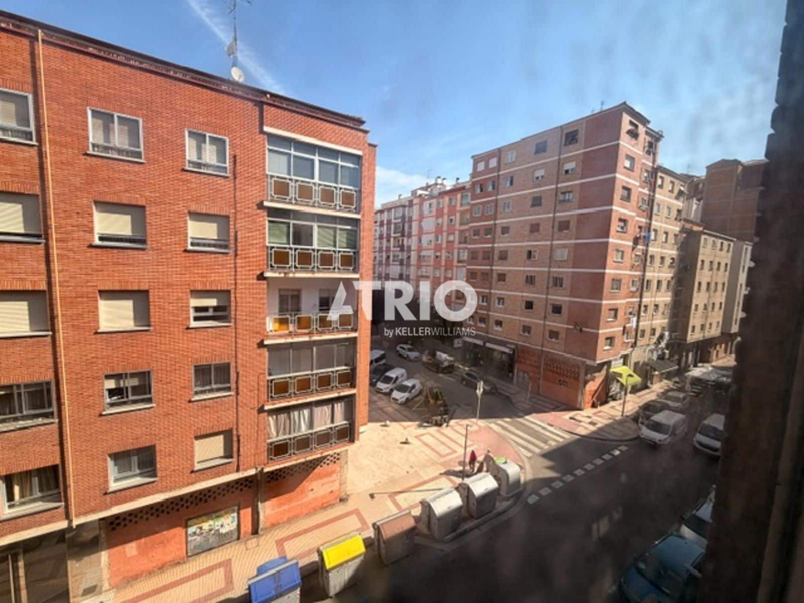 3 soveværelse Lejlighed til salg i Burgos by - € 99.500 (Ref: 9981274)