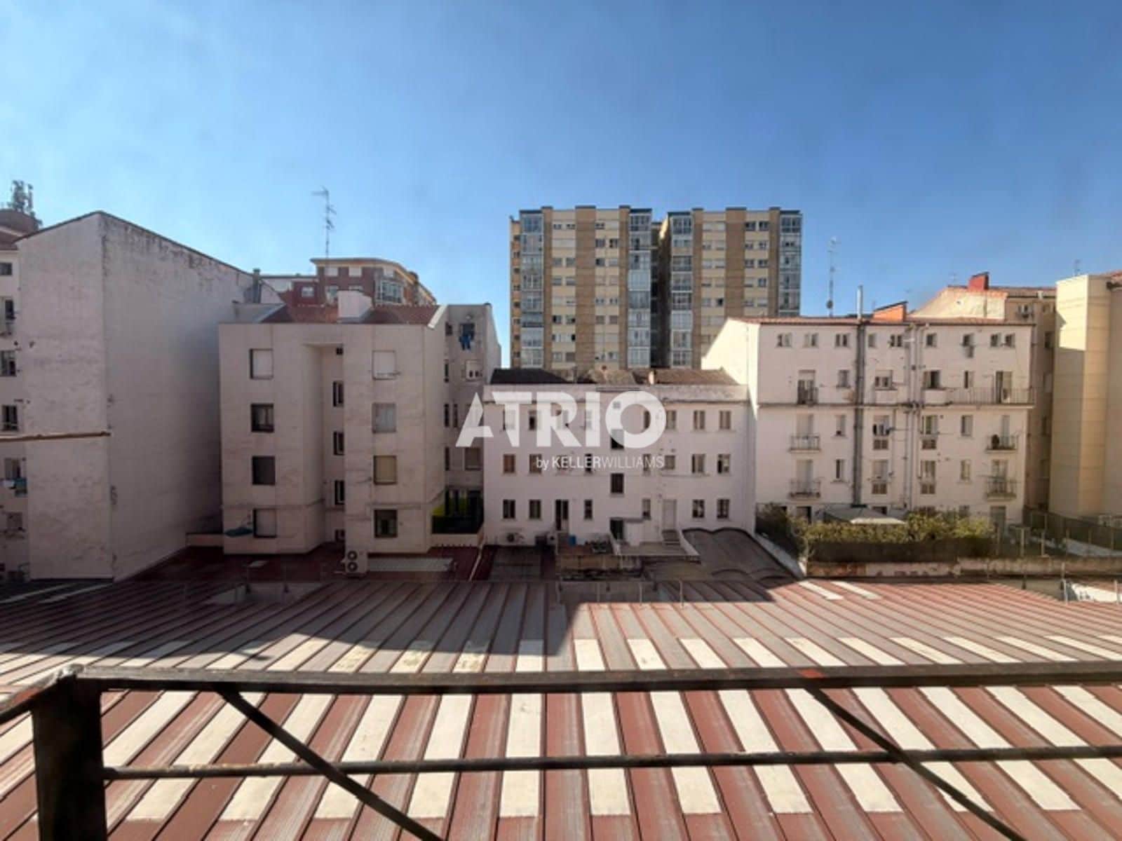 3 soveværelse Lejlighed til salg i Burgos by - € 99.500 (Ref: 9981274)