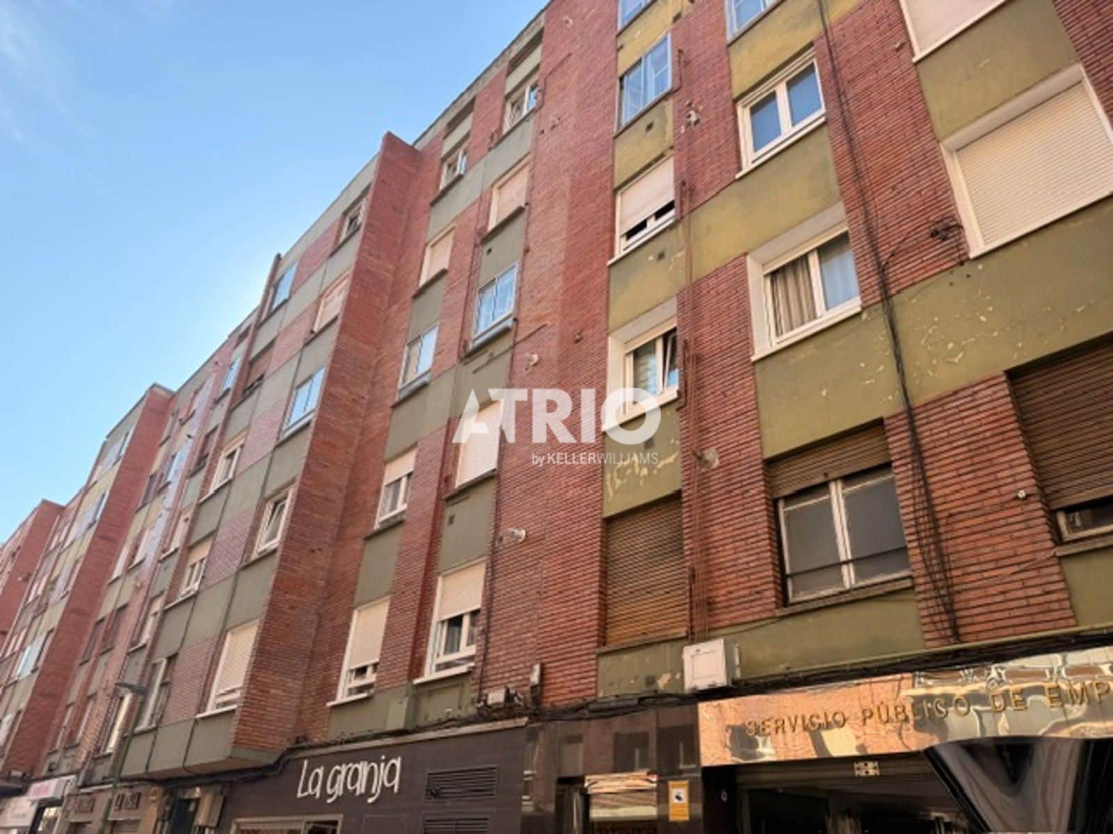 3 soveværelse Lejlighed til salg i Burgos by - € 99.500 (Ref: 9981274)